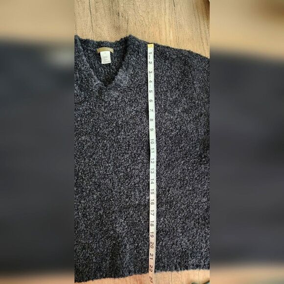 J.‎ CREW V-neck Sweater Black Bouclé Knit Women’s Medium Vintage Y2K - Picture 5 of 5